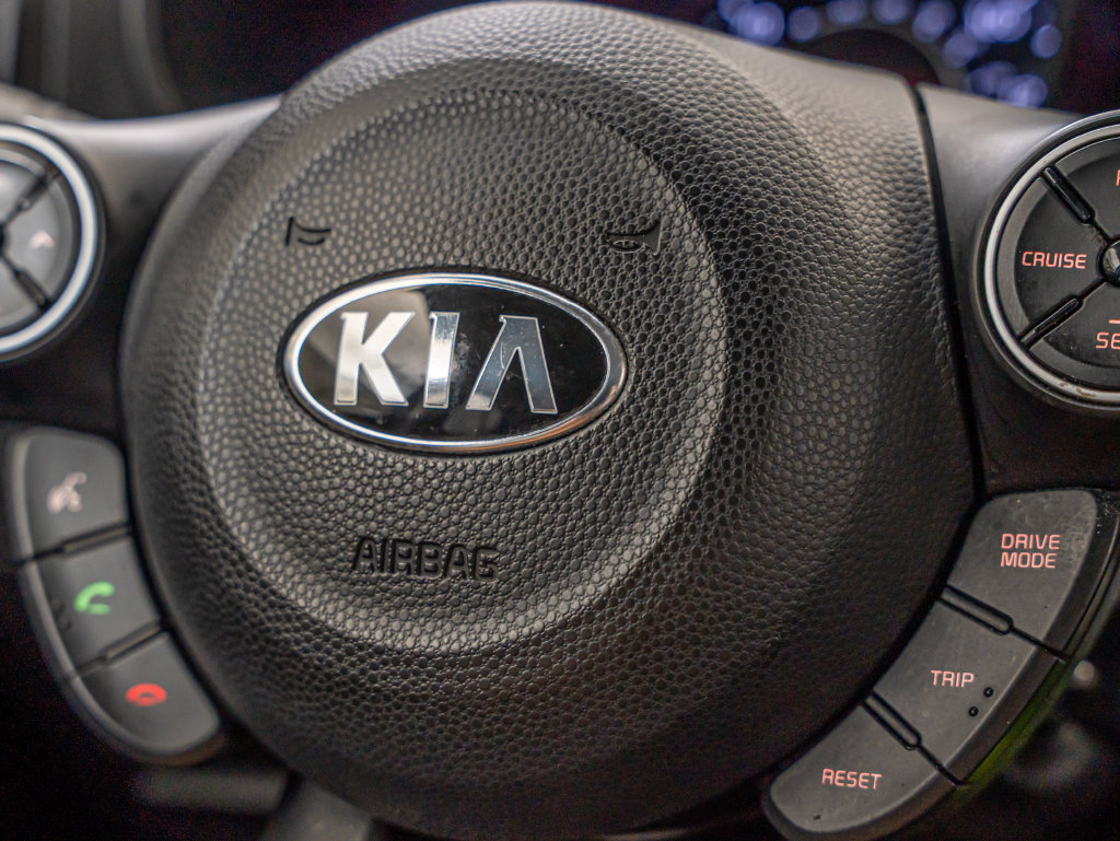 Used 2017 Kia Soul FWD image 26
