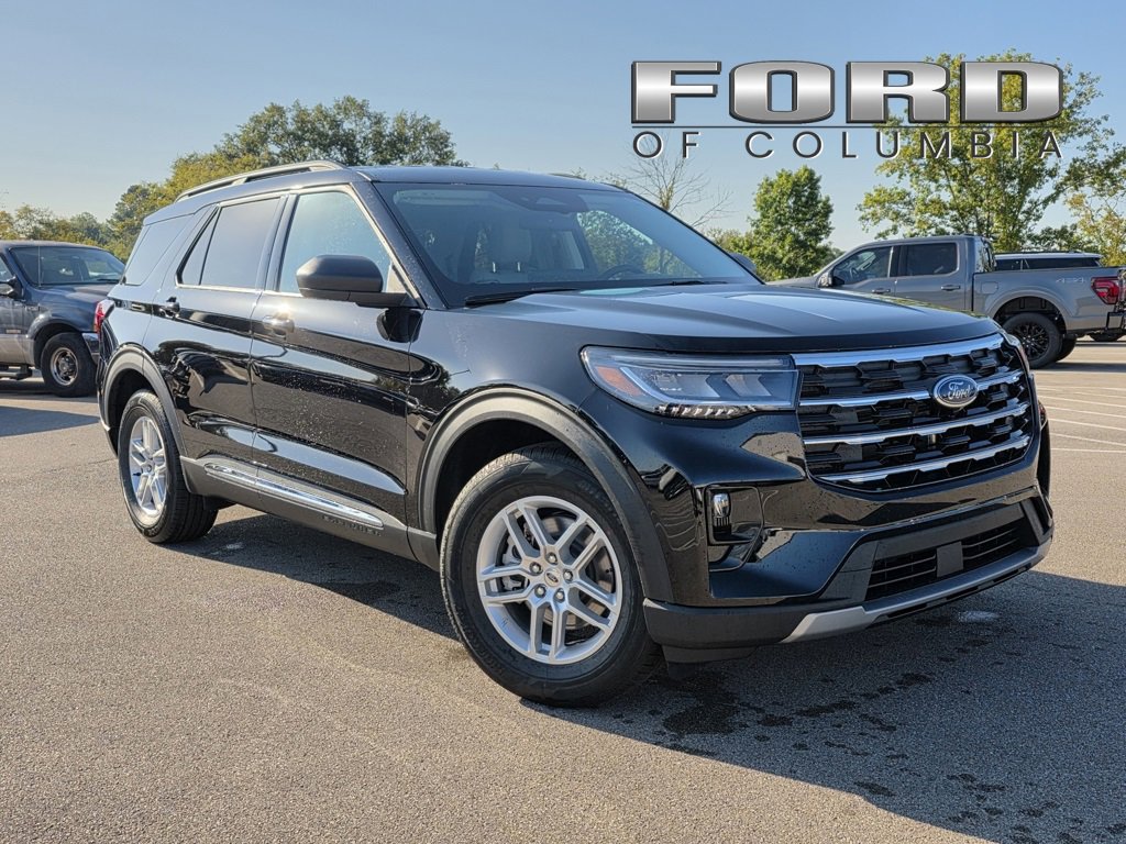 New 2025 Ford Explorer Active w/ Active Comfort Package image 1