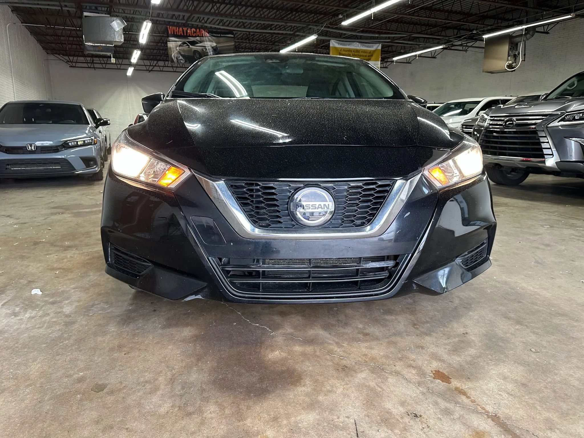 Used 2021 Nissan Versa SV FWD image 2