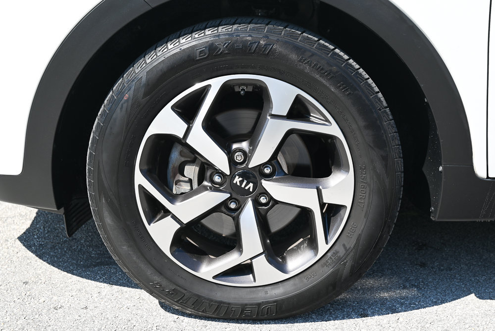 Used 2020 Kia Sportage LX FWD image 8