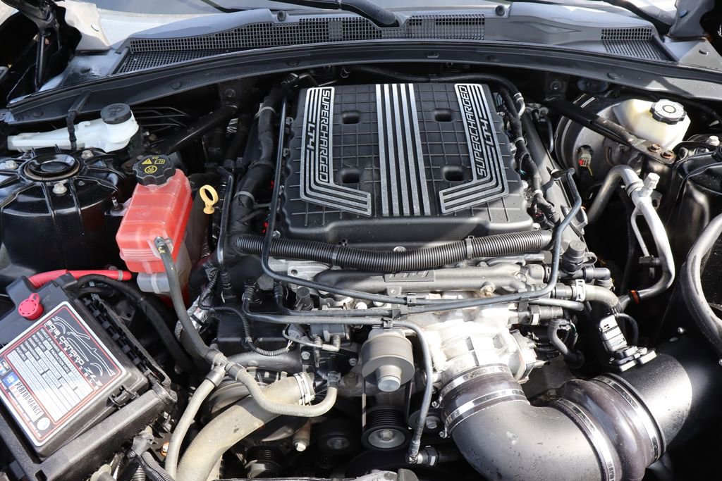 Used 2018 Chevrolet Camaro ZL1 RWD image 39