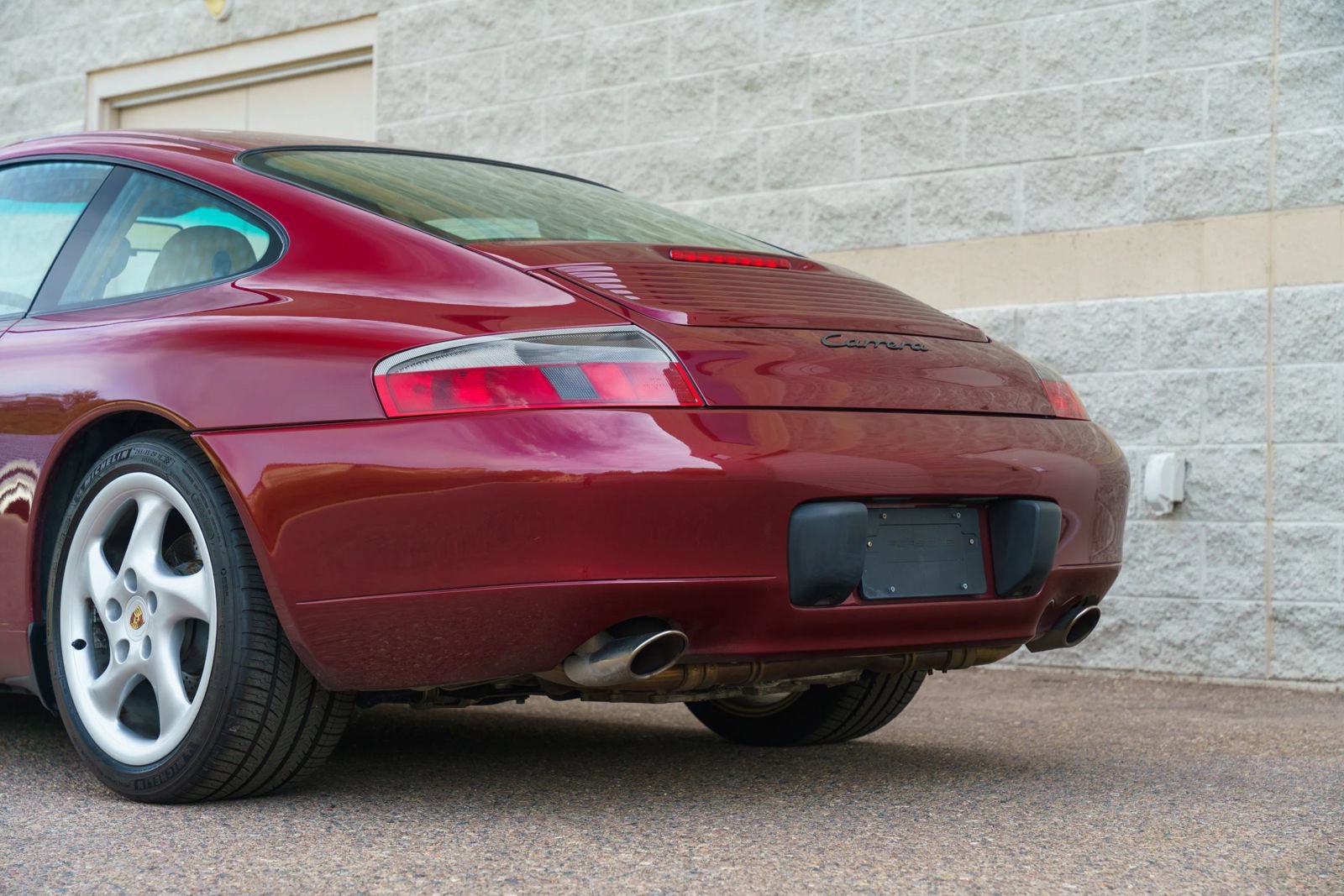 Used 2000 Porsche 911 Carrera image 36