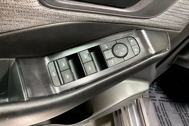 Used 2023 Nissan Rogue S AWD/4WD image 39