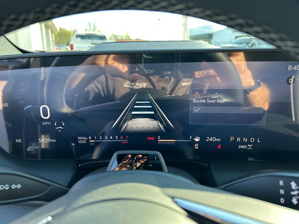 Used 2025 Buick Enclave Avenir w/ Super Cruise Package image 16