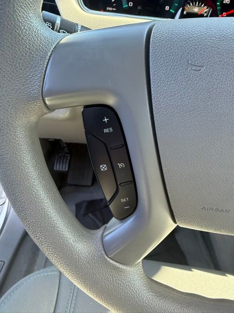 Used 2017 Chevrolet Traverse LS FWD image 19