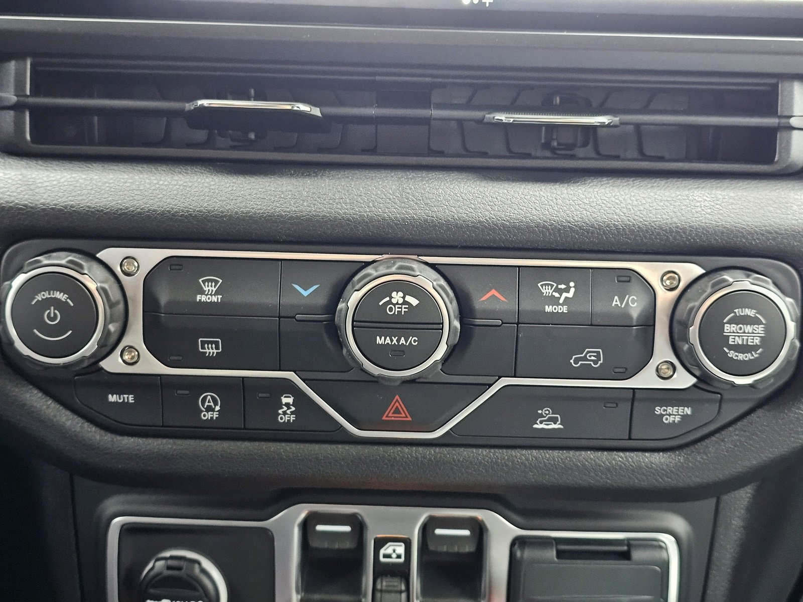 New 2026 Jeep Wrangler Sport S image 13