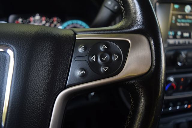 Used 2019 GMC Sierra 2500 Denali w/ Duramax Plus Package AWD/4WD image 5