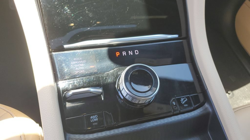 Used 2024 Jeep Grand Cherokee Limited 4xe AWD/4WD image 29