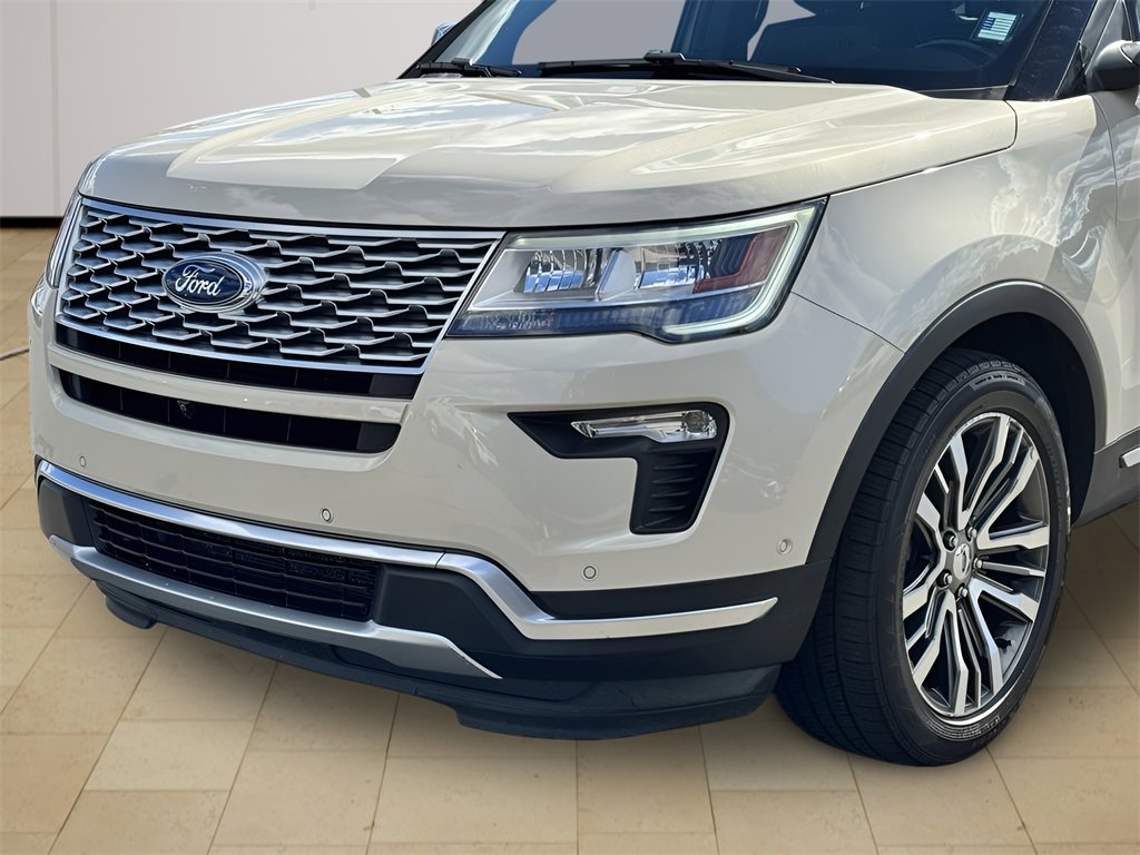 Used 2018 Ford Explorer Platinum image 40