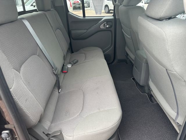 Used 2020 Nissan Frontier SV image 27