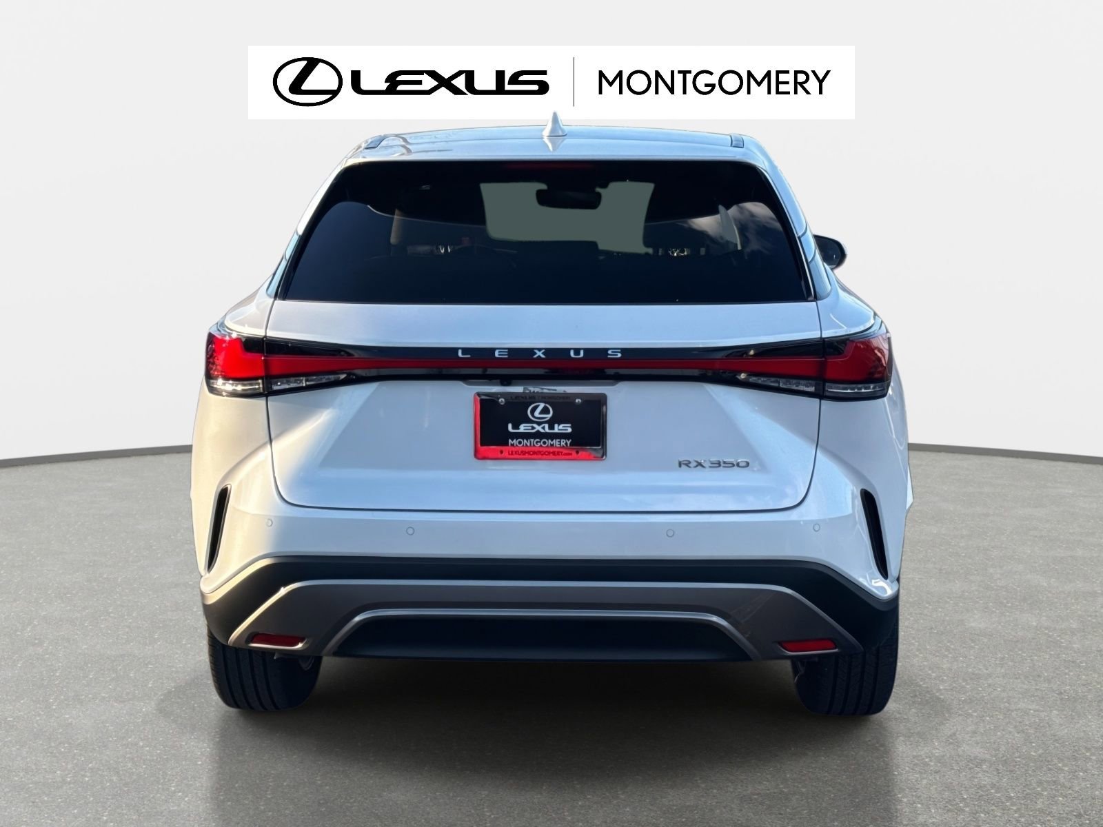 Used 2024 Lexus RX 350 FWD w/ Technology Package image 4