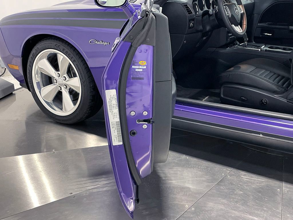 Used 2013 Dodge Challenger R/T image 65