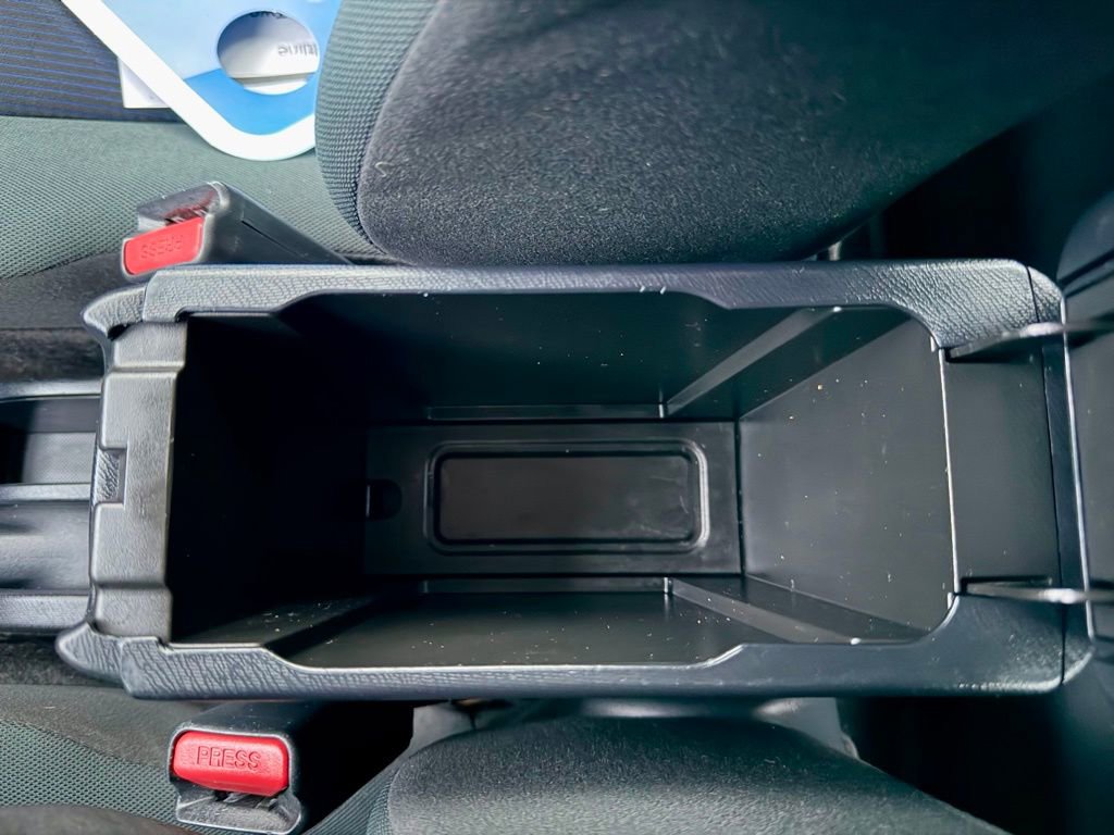 Used 2016 Toyota Prius C Two image 34