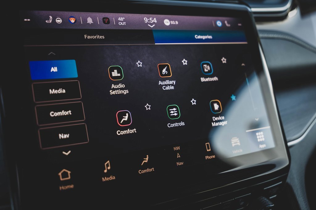 Used 2022 Jeep Grand Cherokee Limited 4xe image 20