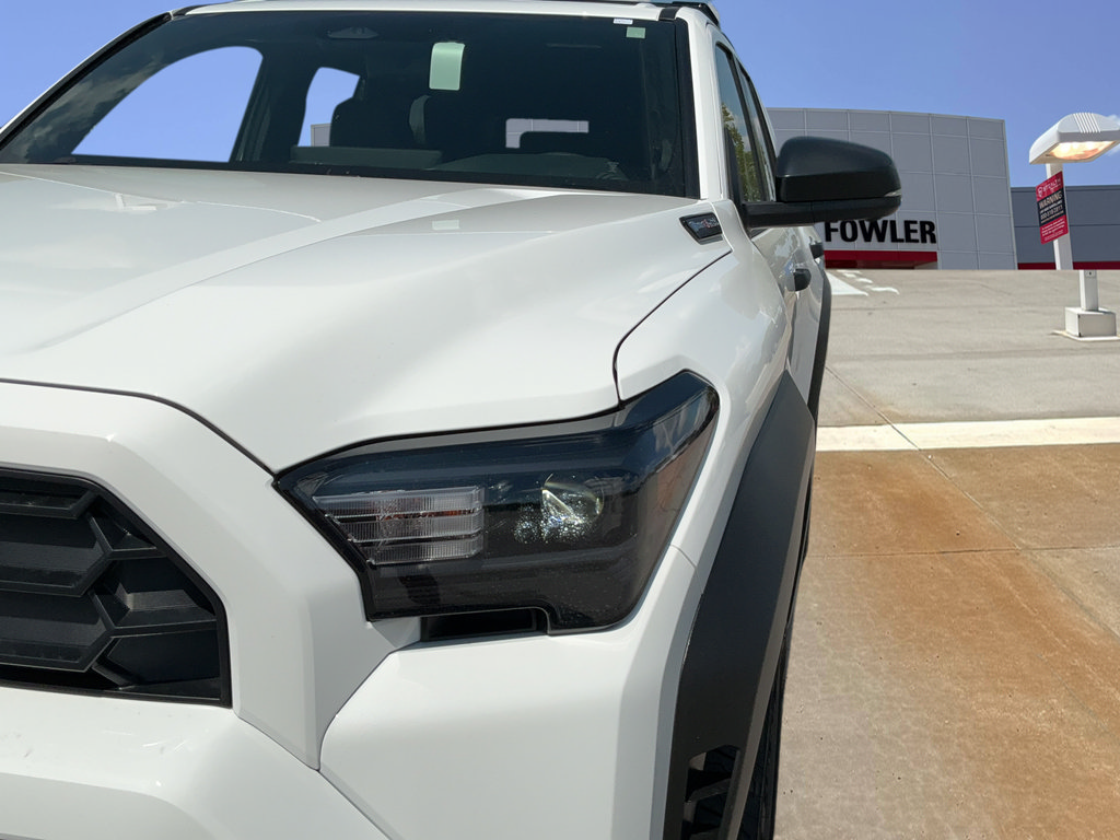 New 2026 Toyota 4Runner TRD Off-Road Premium w/ Tow Technology Package AWD/4WD image 27