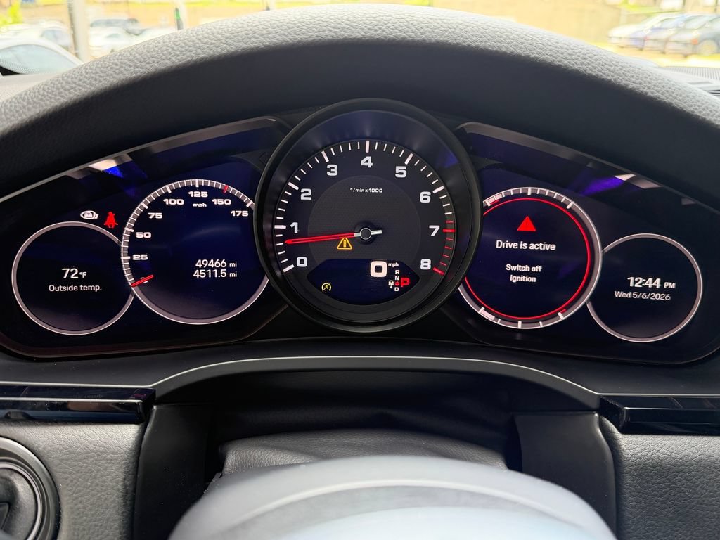 Certified 2023 Porsche Cayenne AWD/4WD image 17