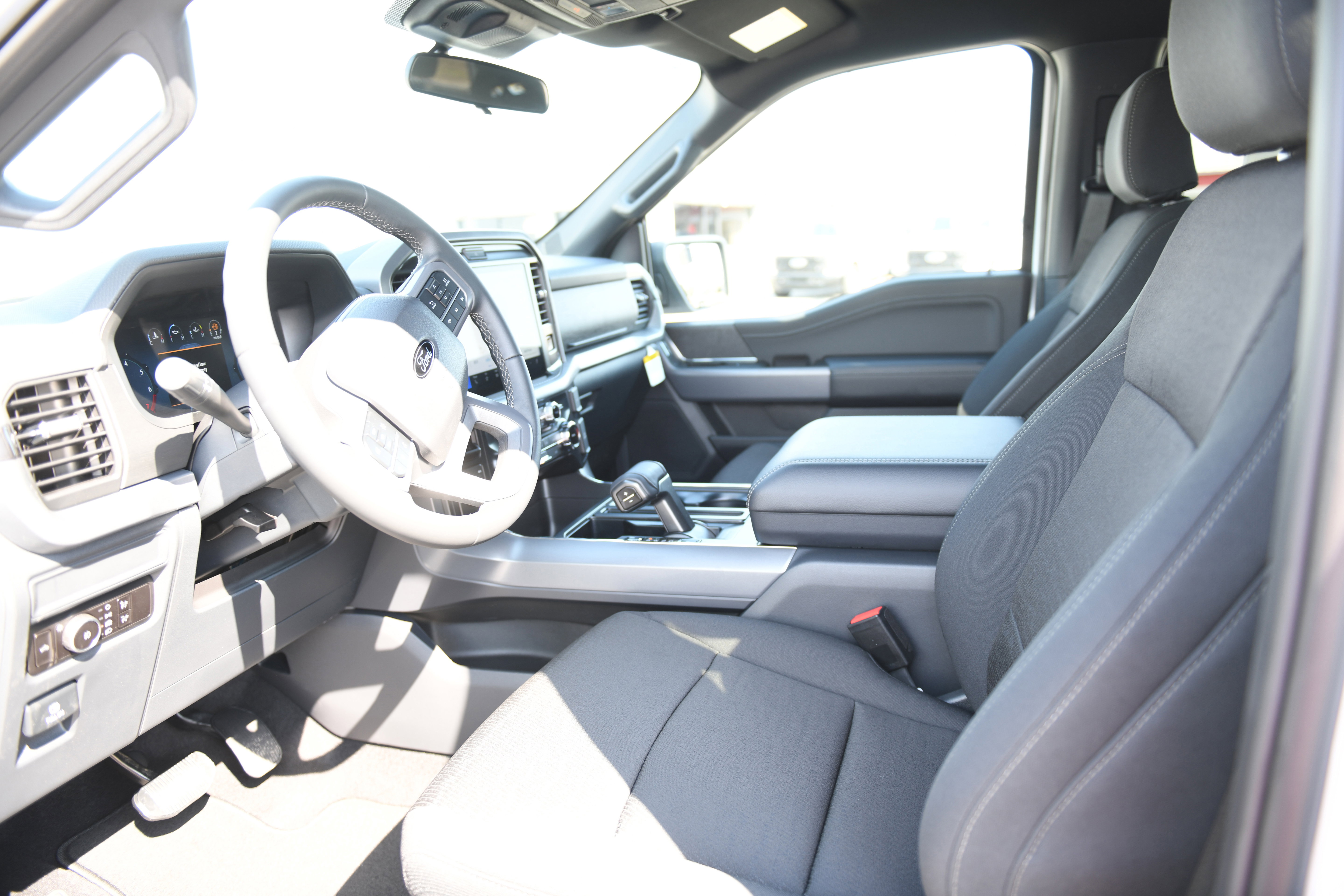 New 2026 Ford F150 XLT w/ XLT Black Appearance Package image 20