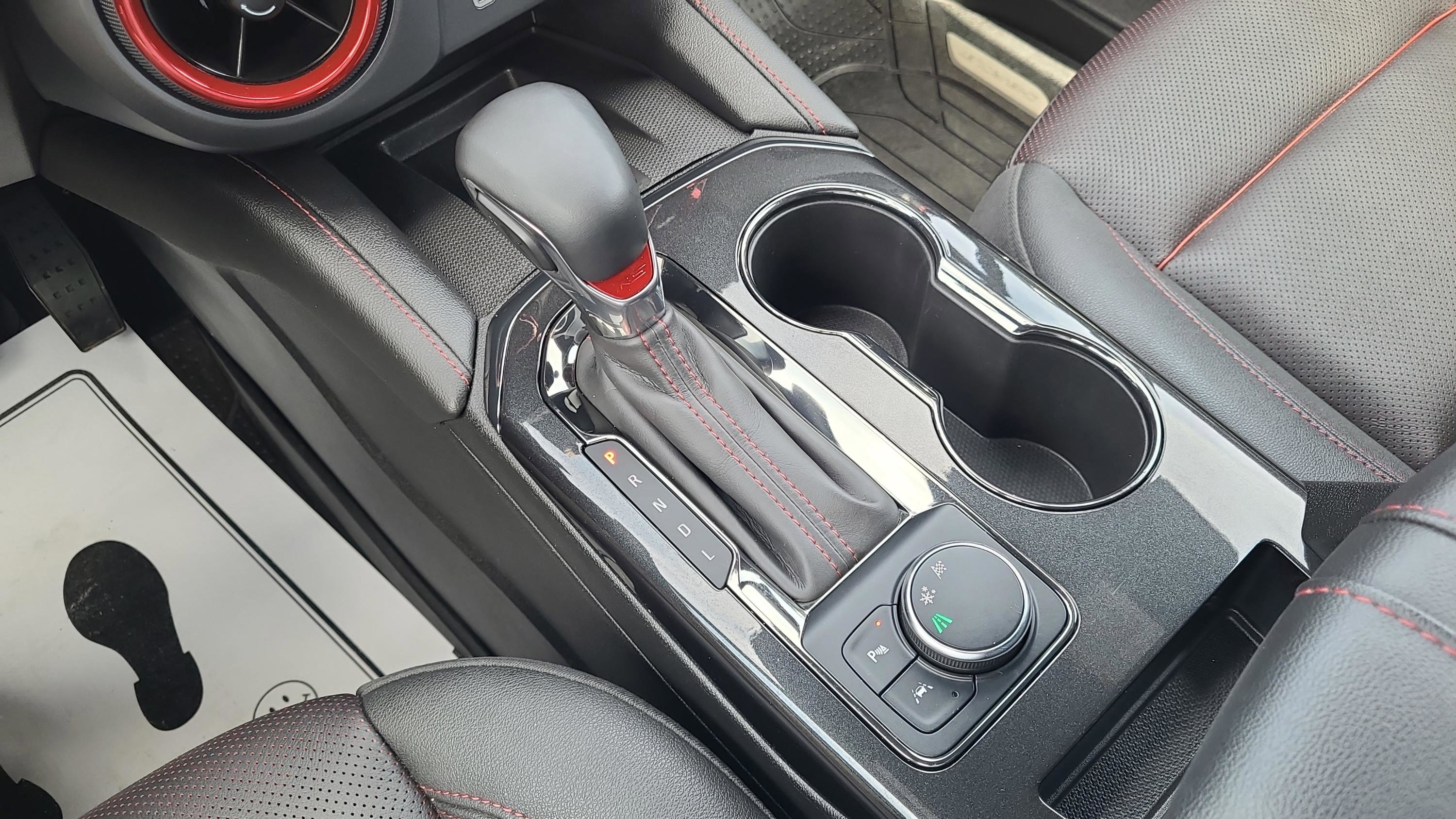 Used 2025 Chevrolet Blazer RS w/ LPO, Floor Liner Package FWD image 24