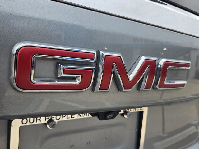 Used 2025 GMC Yukon XL Elevation AWD/4WD image 14