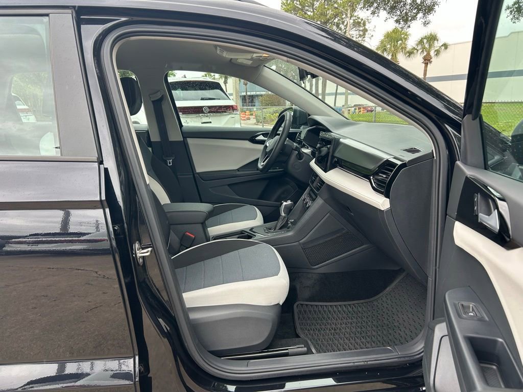 Certified 2025 Volkswagen Taos S image 43