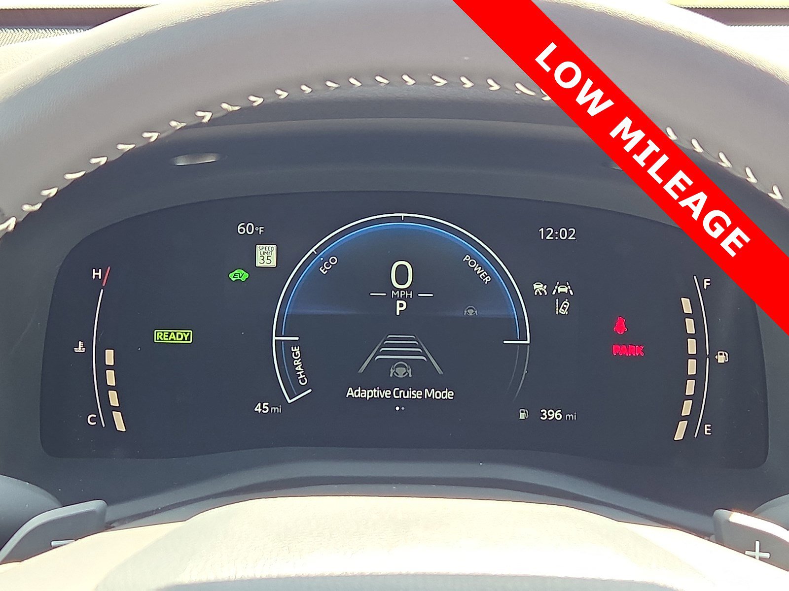 Used 2025 Toyota Camry SE FWD image 23