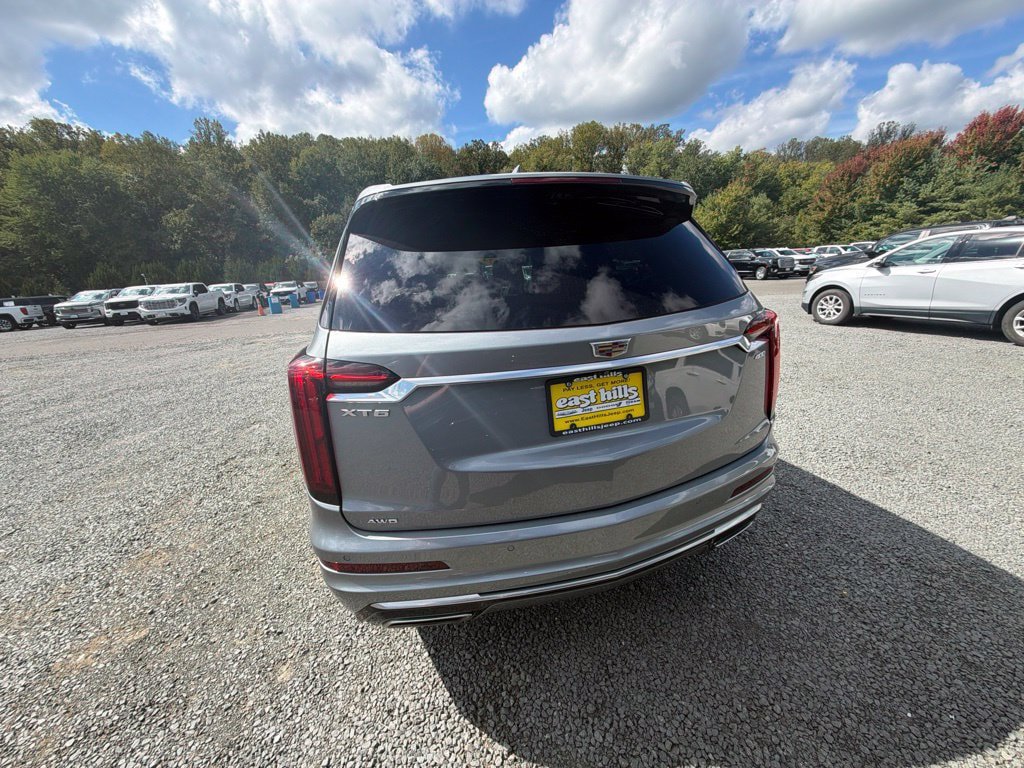 Used 2024 Cadillac XT6 Premium Luxury w/ Technology Package AWD/4WD image 6