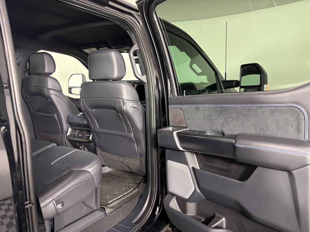 Certified 2025 Ford F350 Platinum image 33