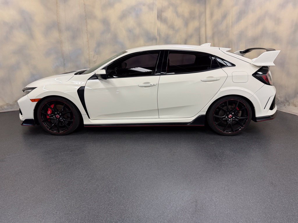 Used 2017 Honda Civic Type R image 3