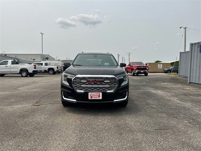 Used 2023 GMC Terrain Denali image 9