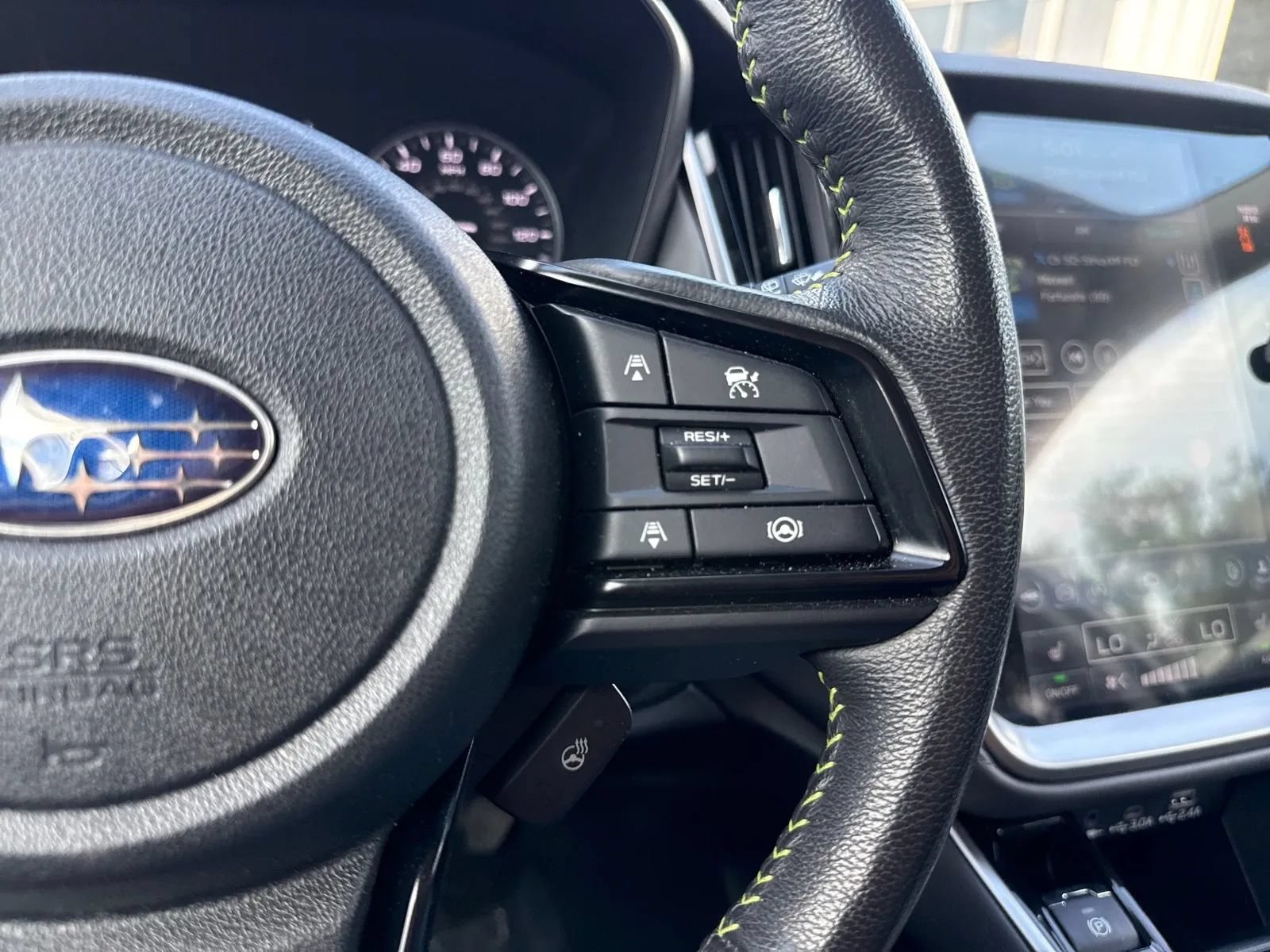 Used 2025 Subaru Outback Onyx Edition AWD/4WD image 18