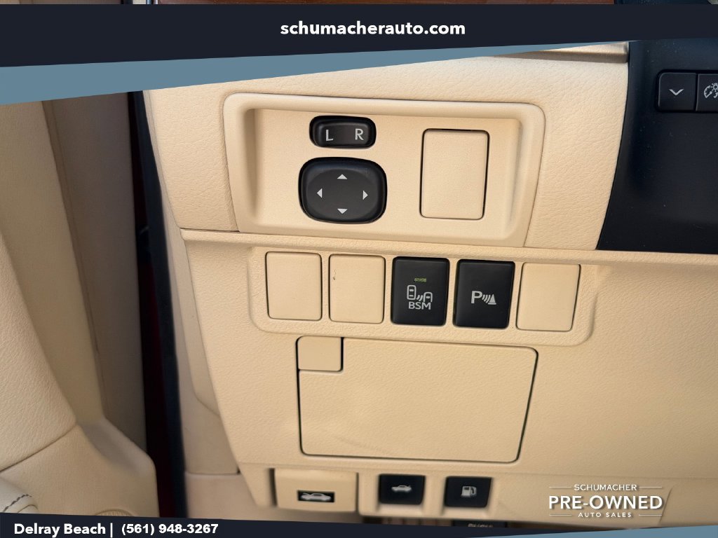 Used 2014 Lexus ES 300h w/ Premium Package w/Bamboo Trim FWD image 32