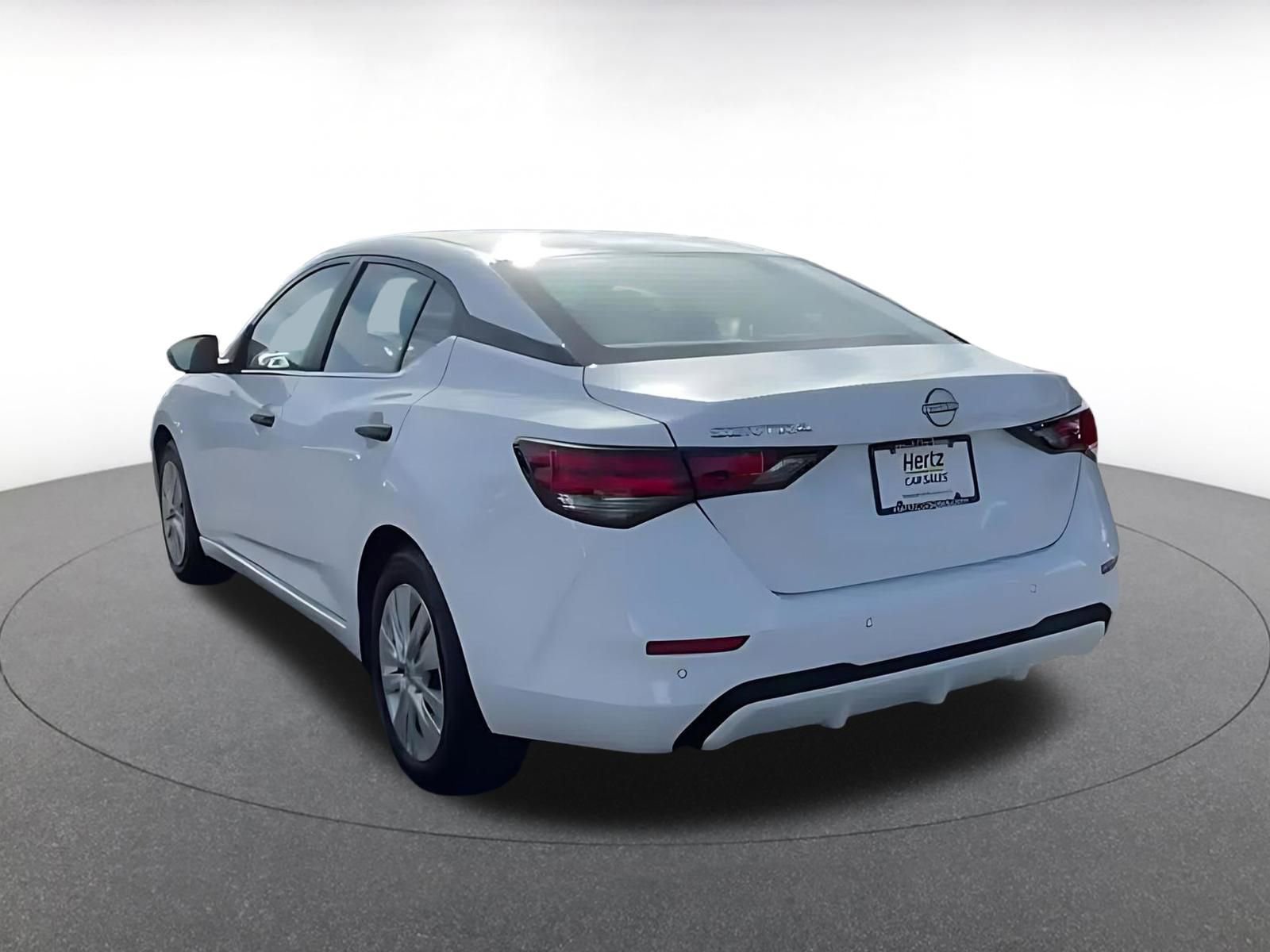 Used 2025 Nissan Sentra S image 11