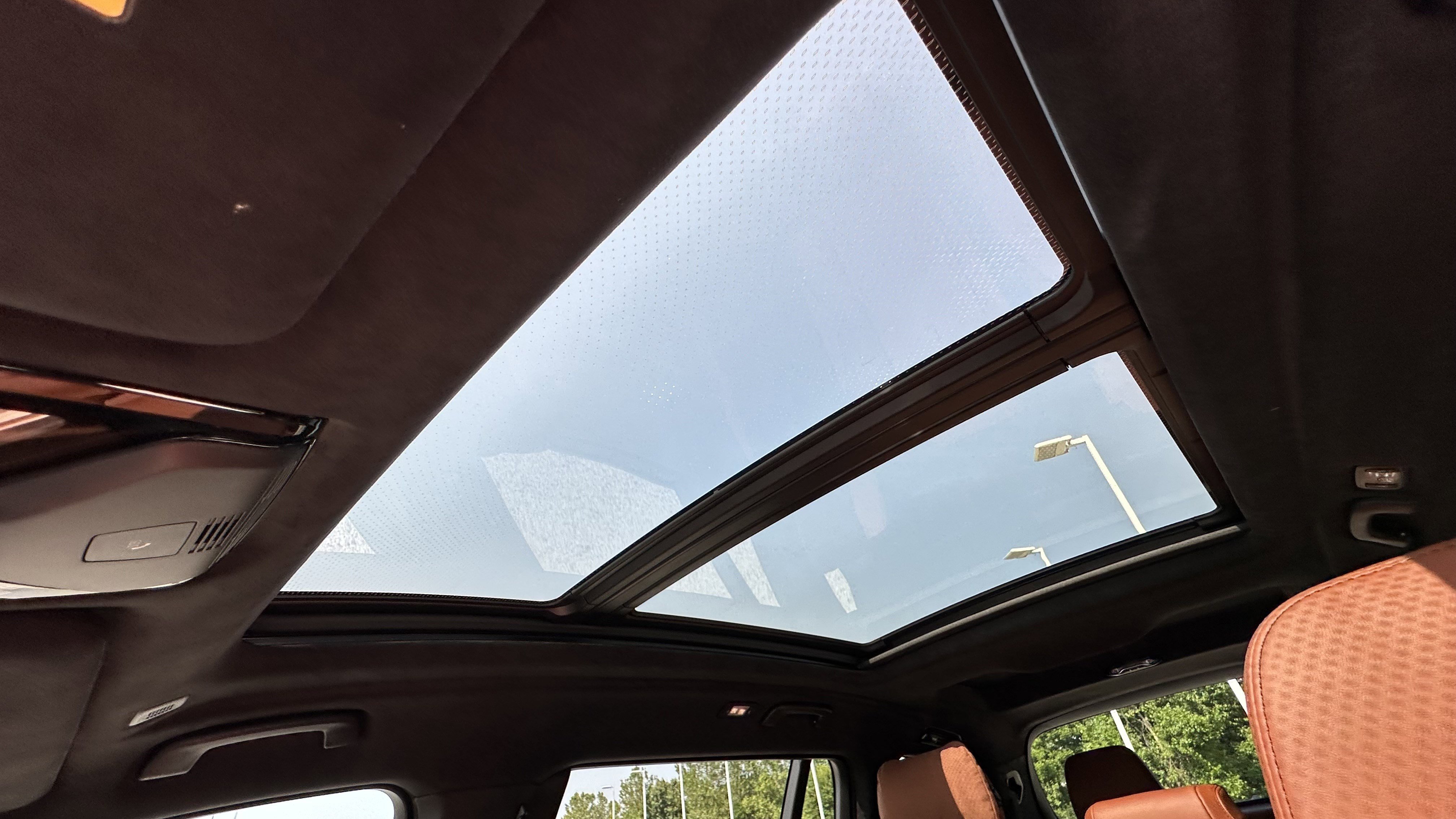 Certified 2026 BMW X7 M60i image 28