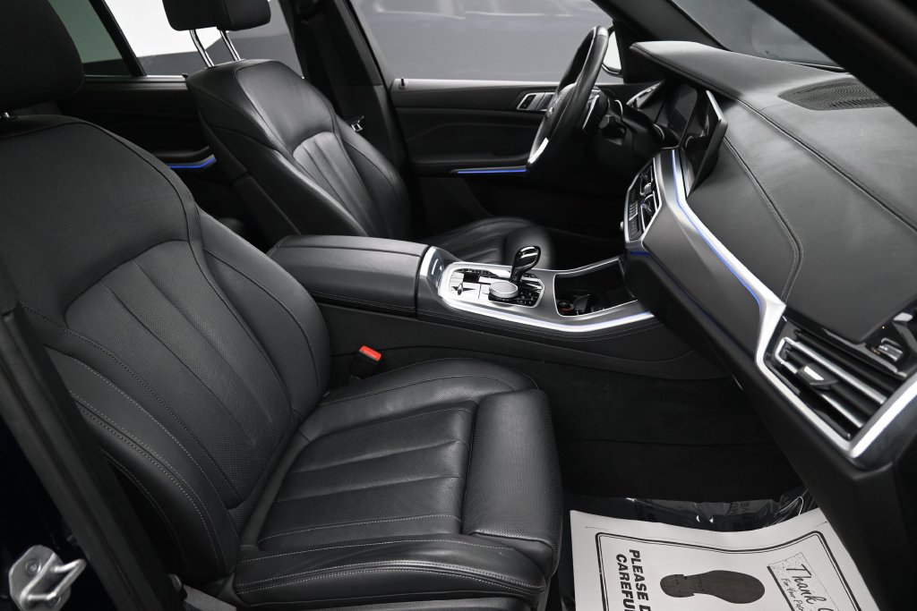 Used 2022 BMW X5 xDrive40i AWD/4WD image 29