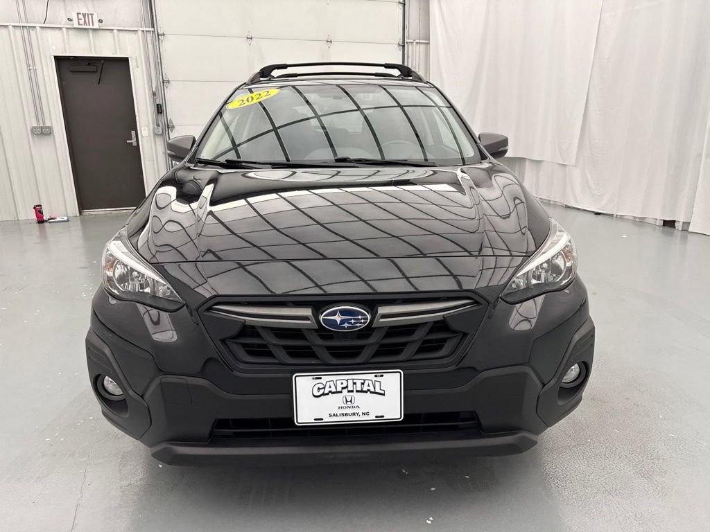 Used 2022 Subaru Crosstrek 2.5i Sport w/ Moonroof Package AWD/4WD image 2