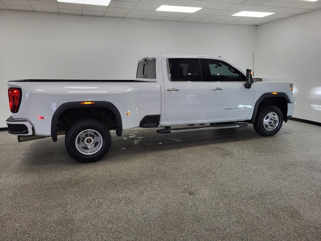 Used 2022 GMC Sierra 3500 Denali w/ Technology Package image 8
