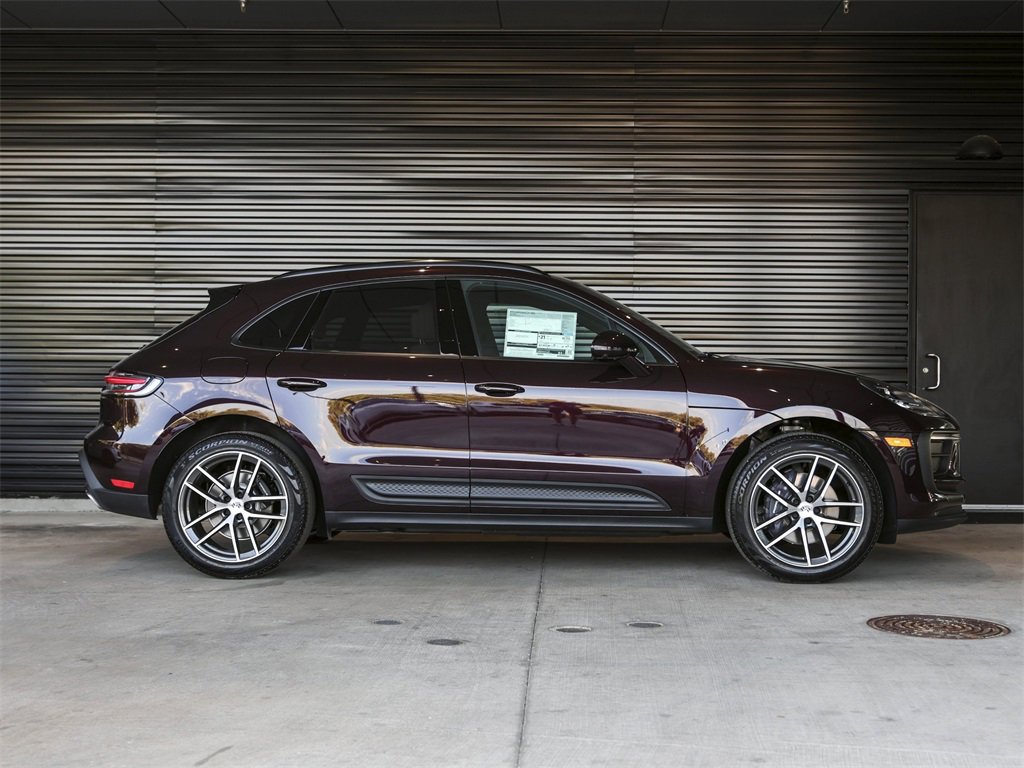 New 2026 Porsche Macan image 8