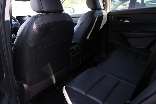 Used 2023 Nissan Rogue SL AWD/4WD image 25