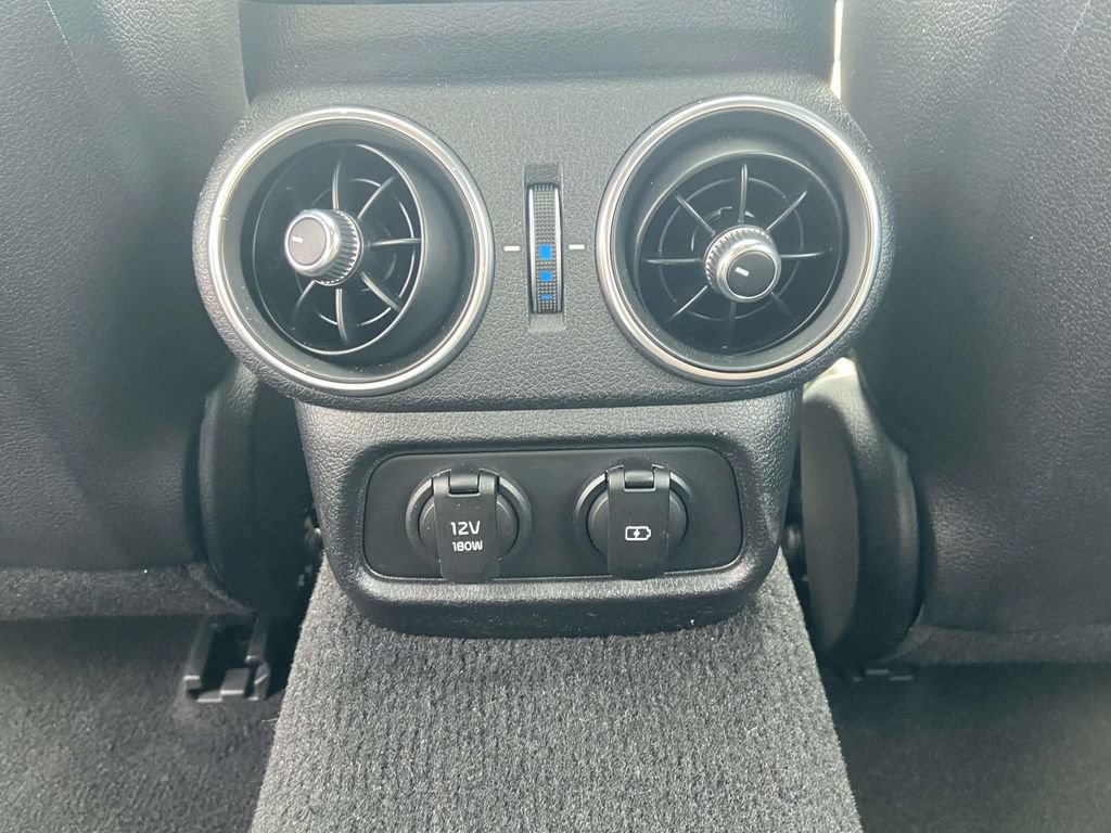 Used 2023 Kia Stinger GT-Line w/ Sun & Sound Package AWD/4WD image 15