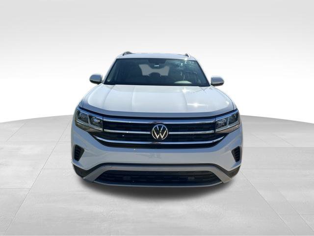 Used 2023 Volkswagen Atlas SE w/ Black Wheel Package AWD/4WD image 8