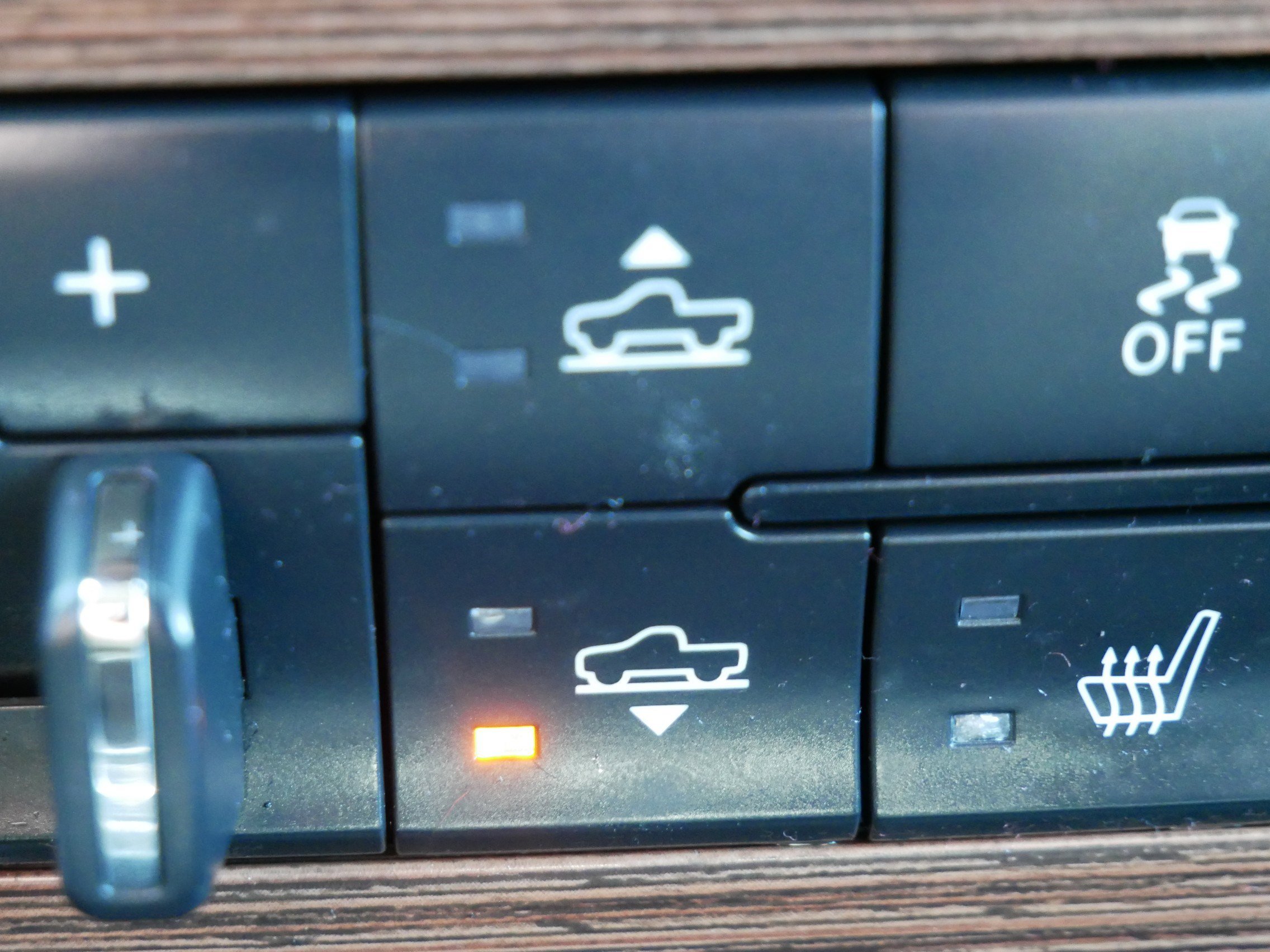 Used 2014 RAM 1500 Laramie w/ Trailer Tow Group image 30