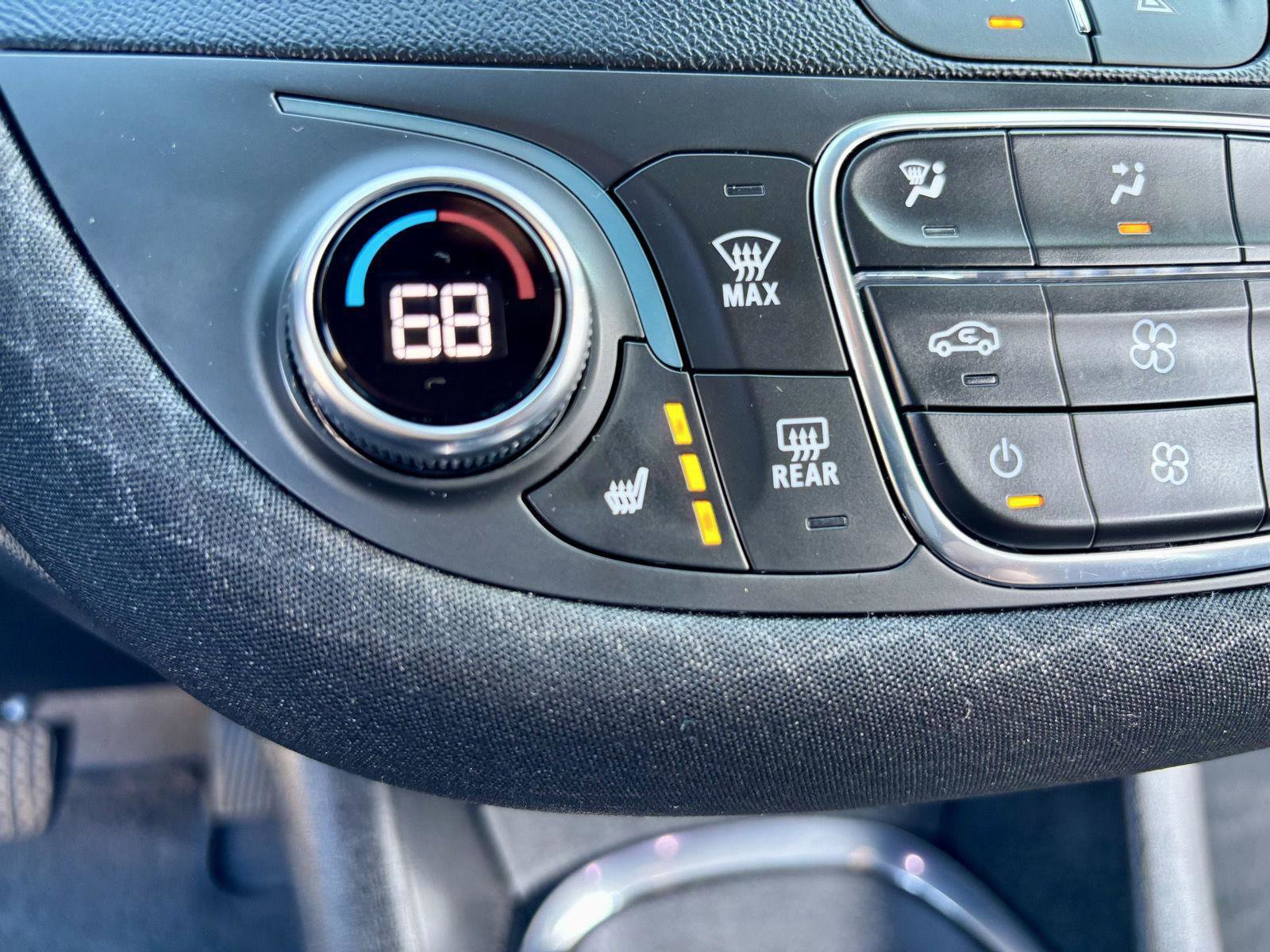 Used 2023 Chevrolet Malibu LT image 10