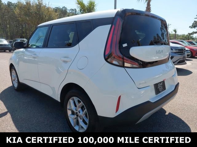 Certified 2025 Kia Soul LX FWD image 7
