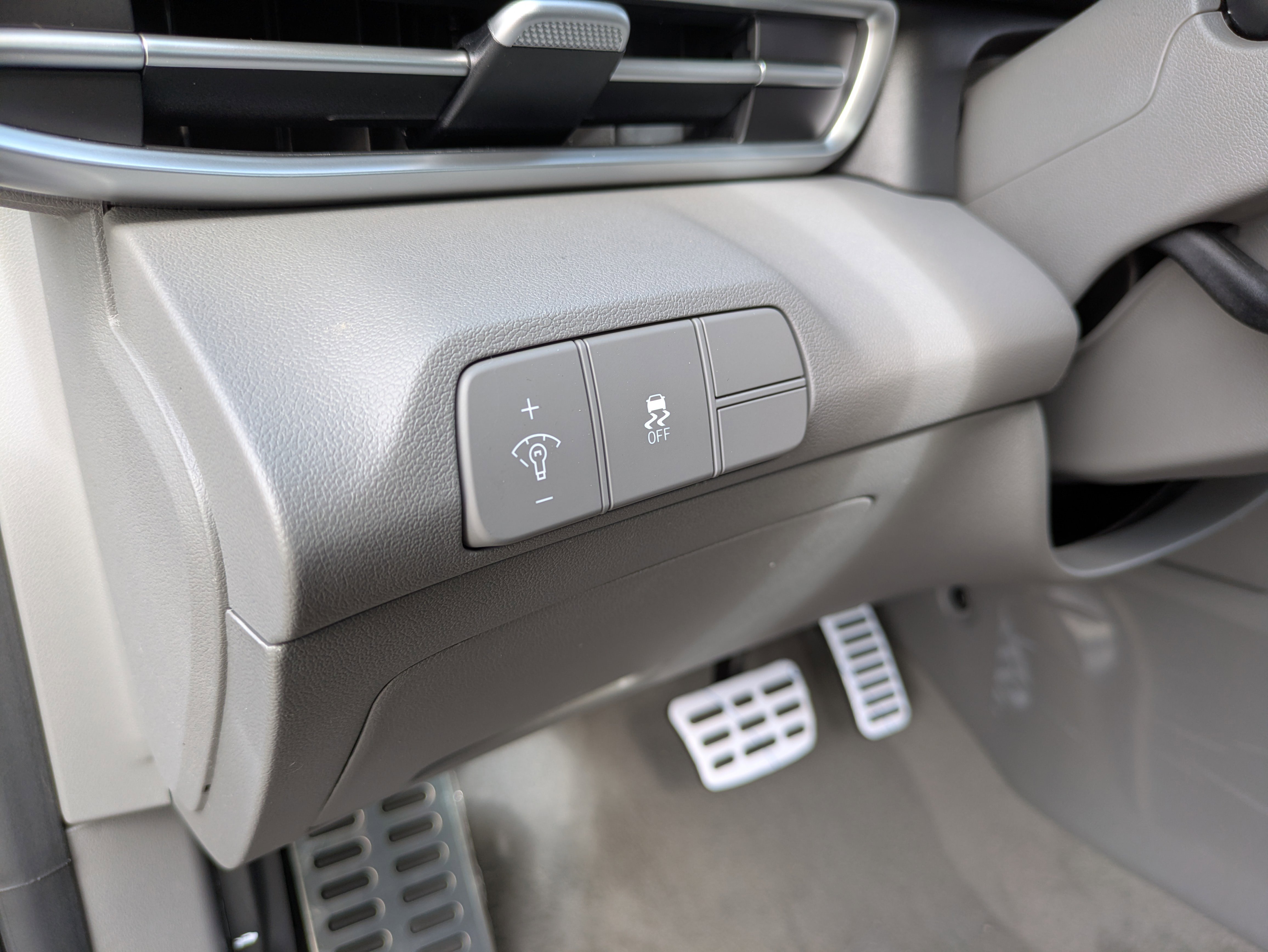 New 2026 Hyundai Elantra Sport image 19