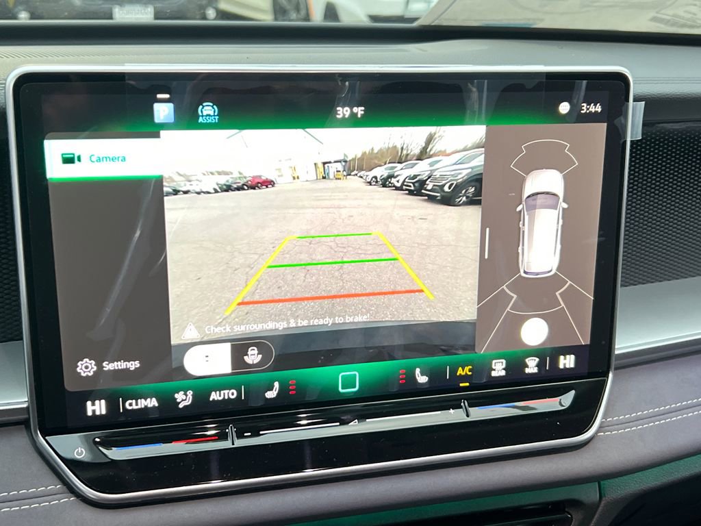 New 2026 Volkswagen Tiguan SE image 24