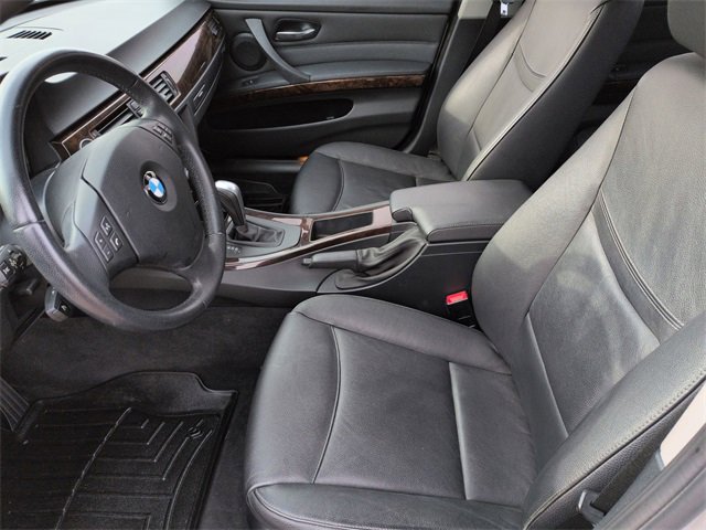 Used 2010 BMW 328i xDrive Sedan image 12