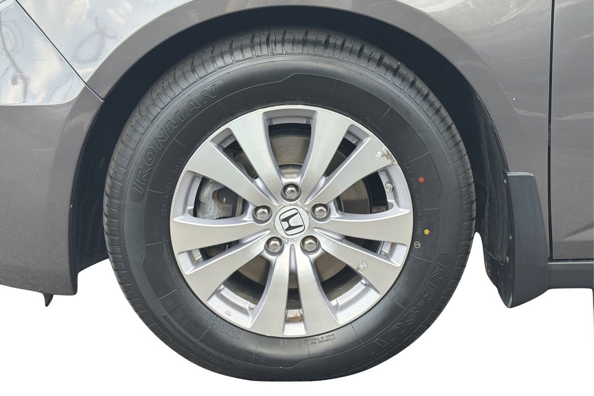 Used 2015 Honda Odyssey EX image 25