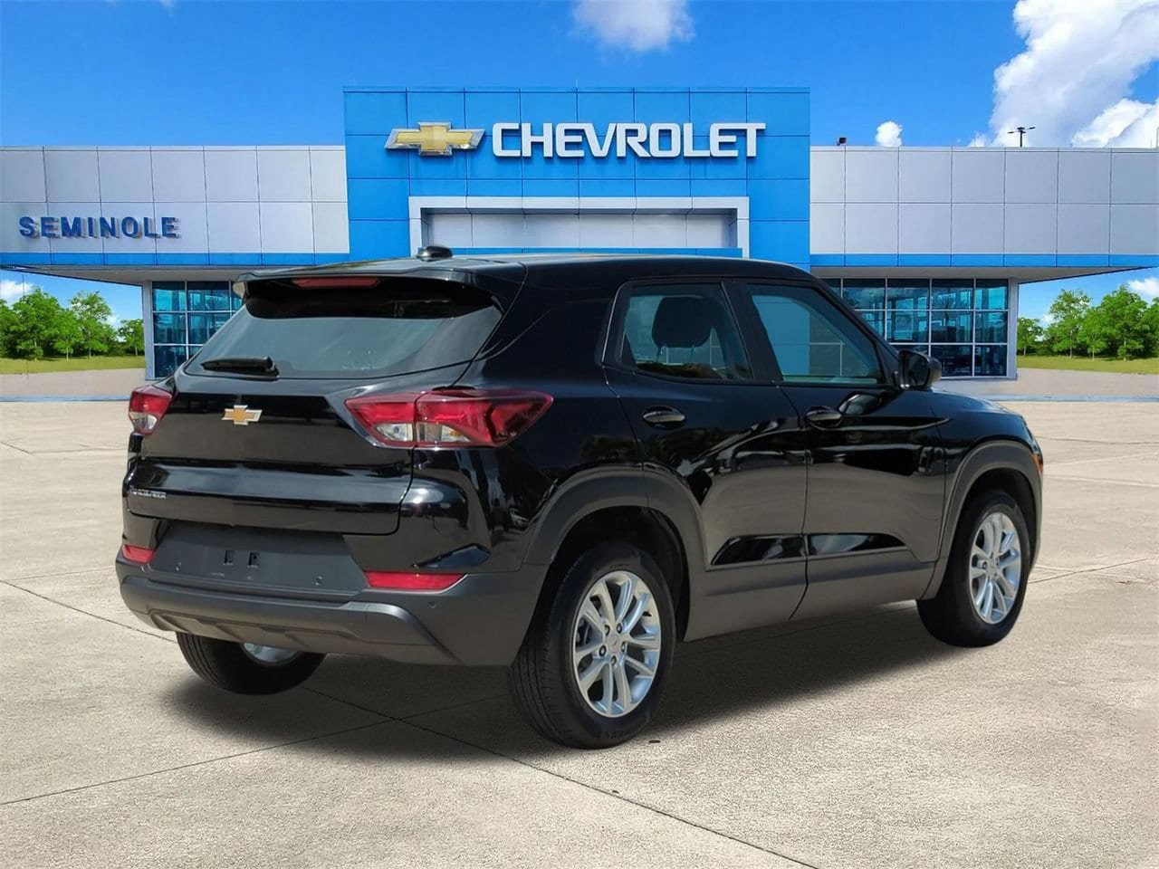 Used 2024 Chevrolet TrailBlazer LS w/ LS Confidence Package FWD image 4