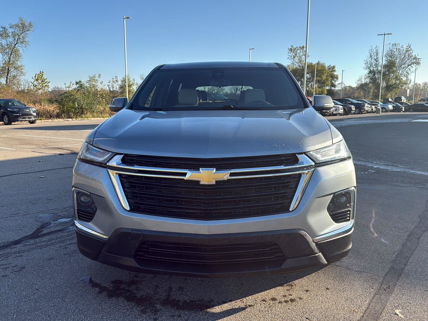 Used 2023 Chevrolet Traverse LS w/ Safety Package FWD image 10