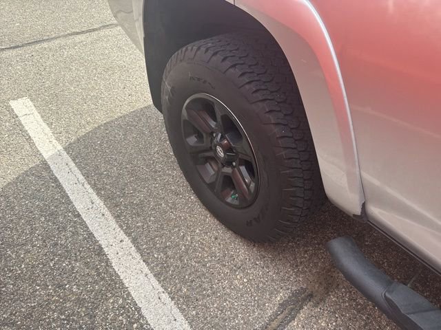 Used 2019 Toyota 4Runner SR5 image 4